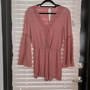 Adorable Hollywood Glam Dusty Mauve Romper😍 Sz Small